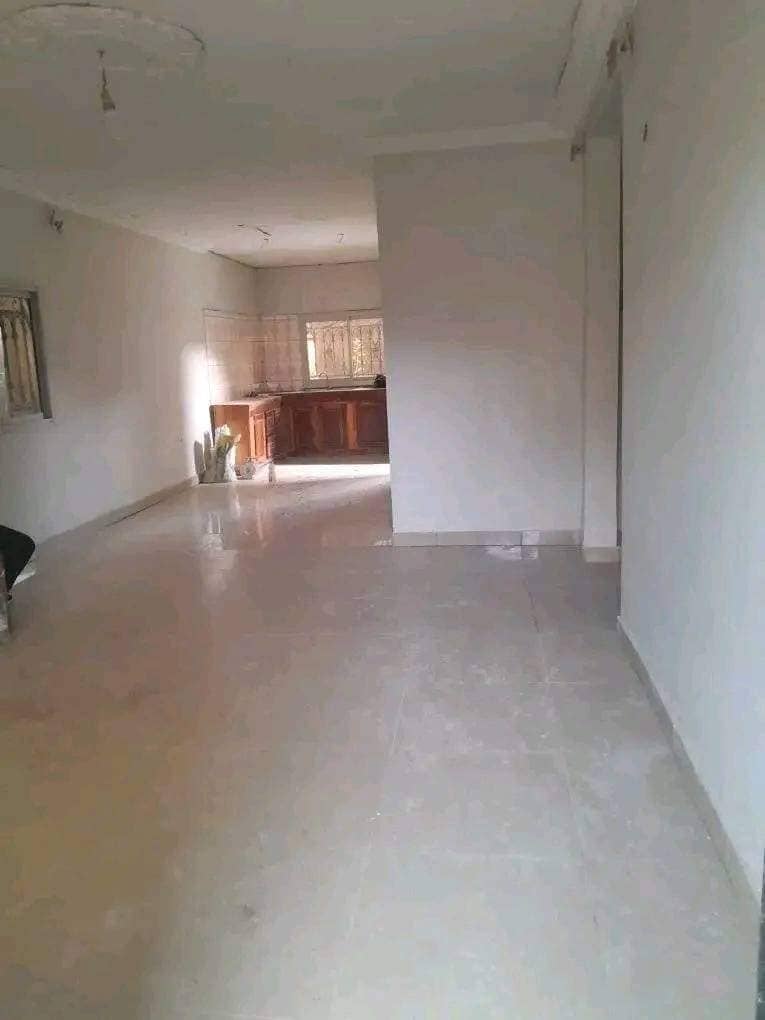 House for sale in Bonaberi Nestlè. — photo 5