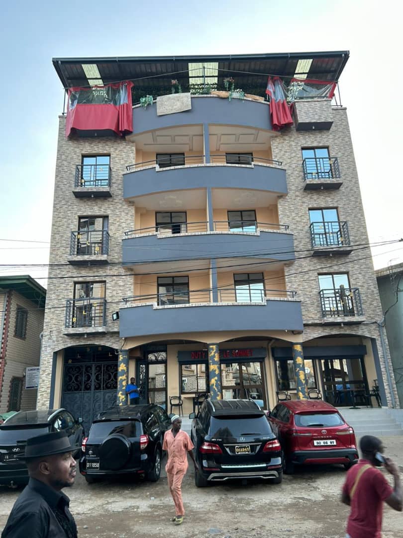 RÉSIDENCE LE SOMMET  — photo 2