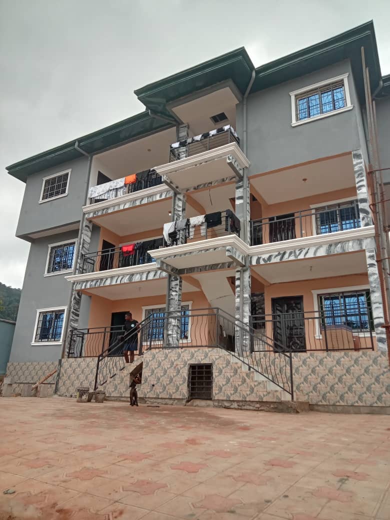 3 apartment and 3 studios available 