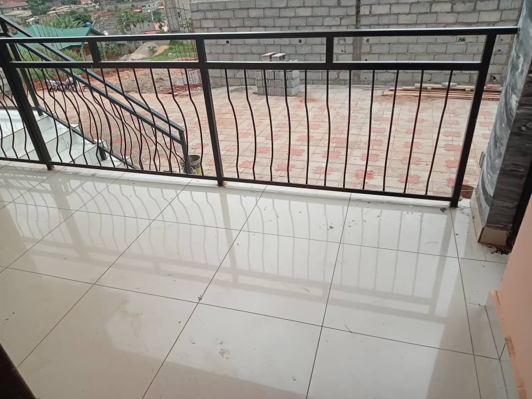 3 apartment and 3 studios available  — photo 4