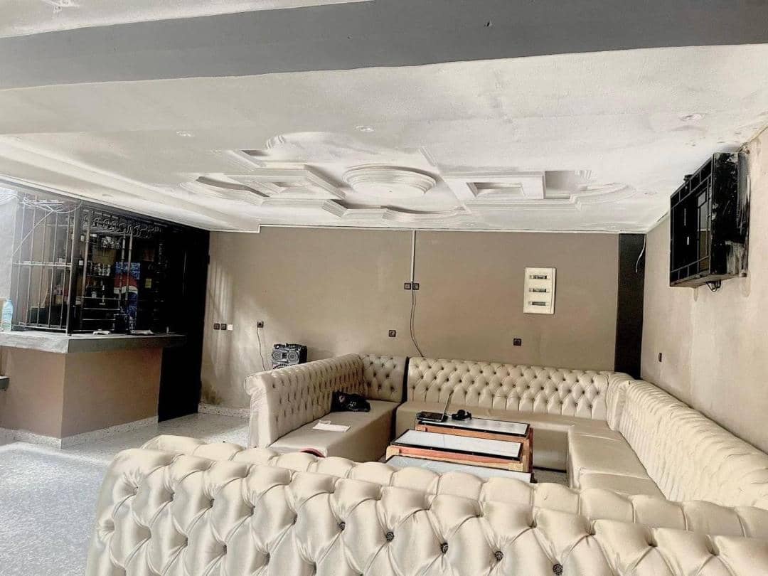 CLIFTON HOTEL  — photo 6