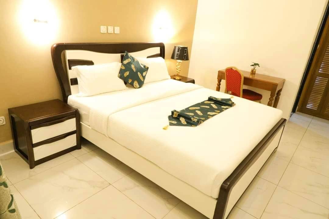UNITED HOTEL  — photo 2
