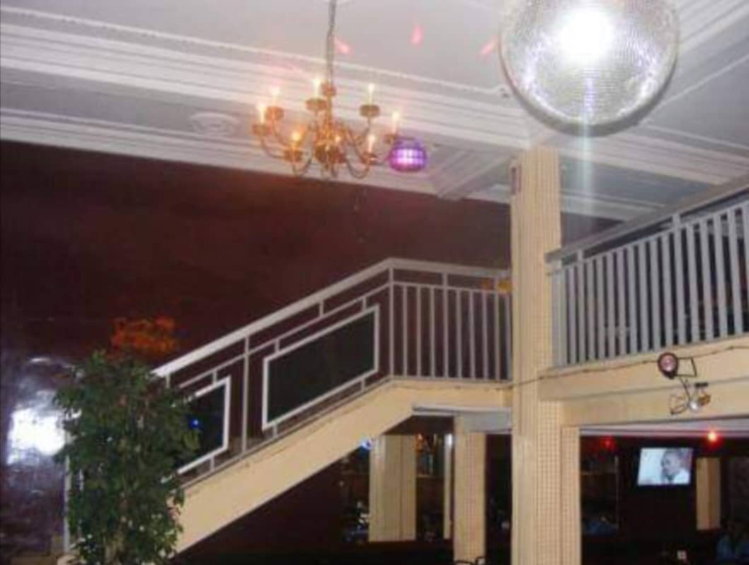 MANSFIELD PLAZA HOTEL  — photo 6