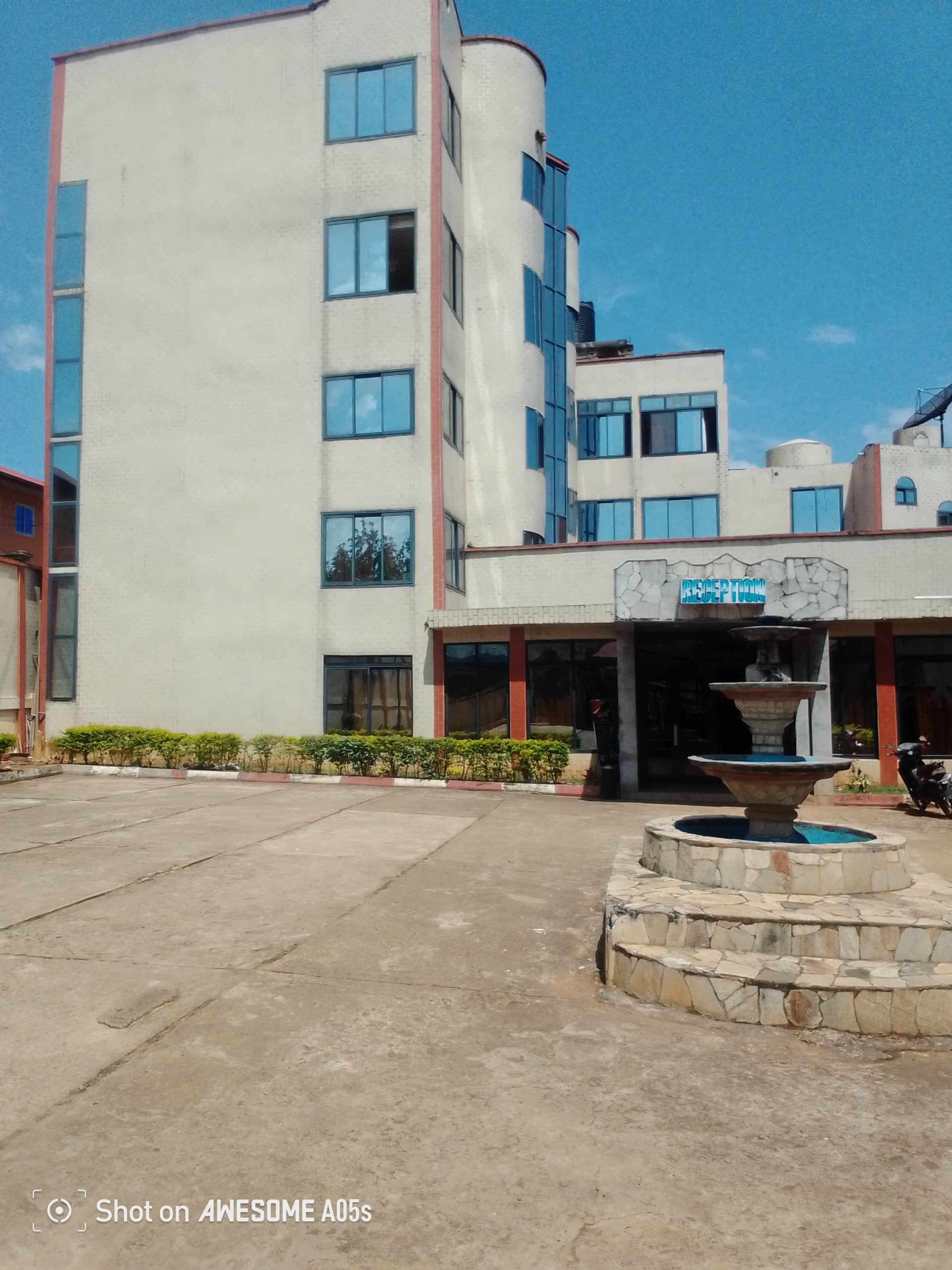 Mawa hotel for rent at mile6 nkwen bamenda 