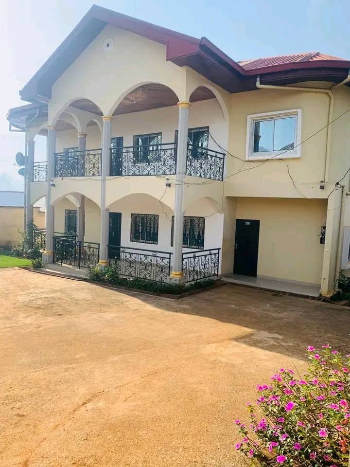 Affordable house for sale around the bamenda 3 council mile4 
