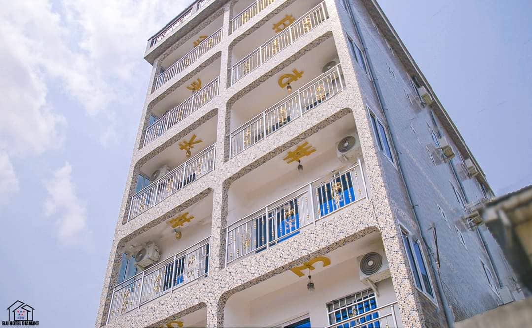 ELU  HOTEL  — photo 4