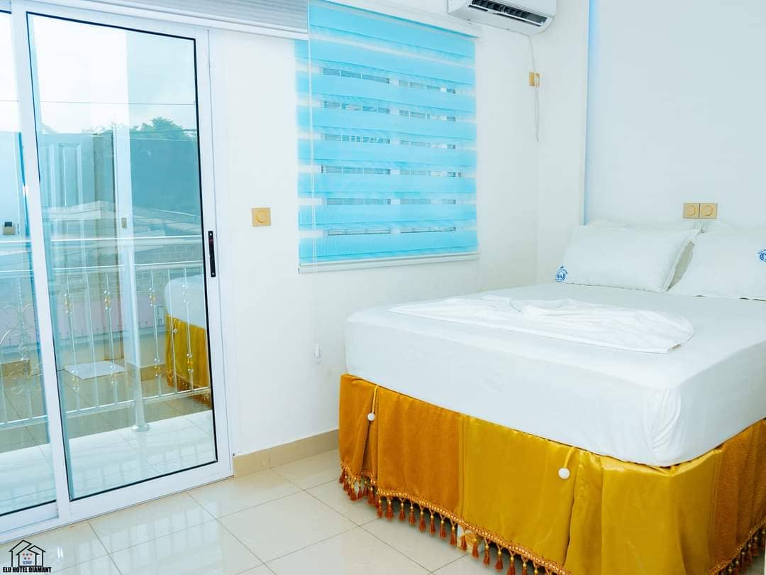 ELU  HOTEL  — photo 7
