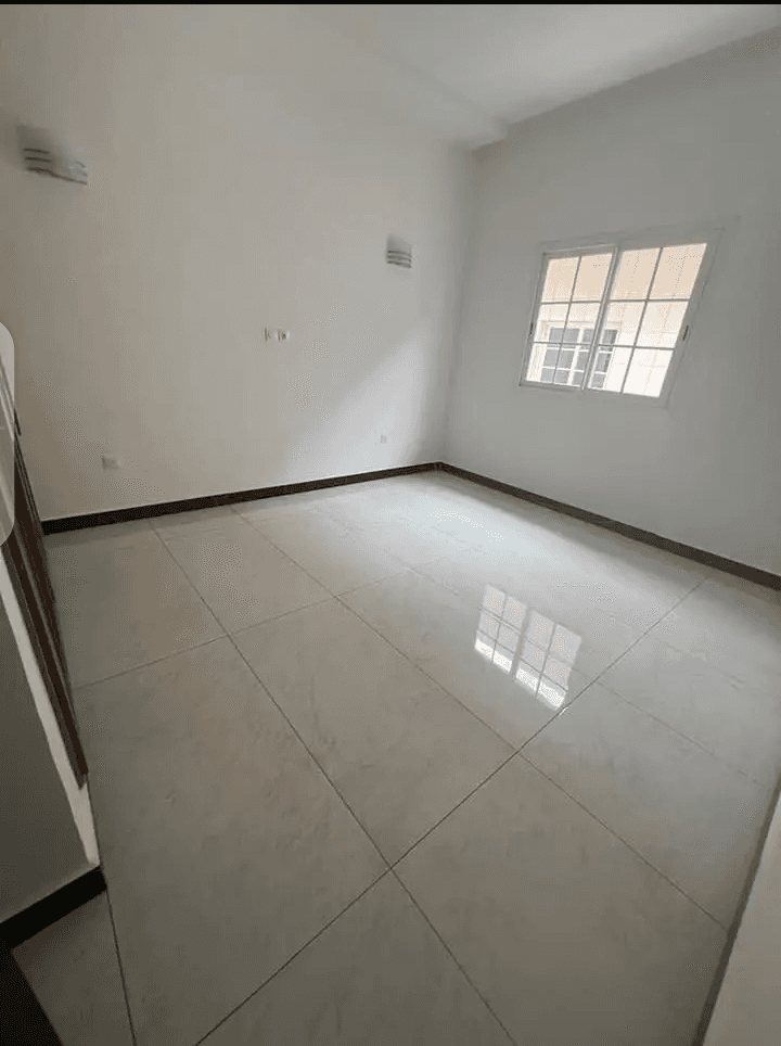 Duplex — photo 2