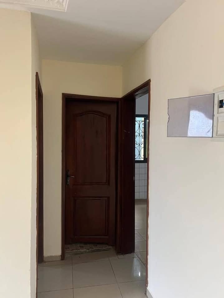 Immeuble à vendre  — photo 2