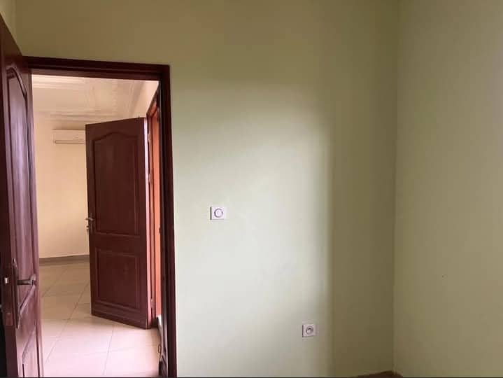 Immeuble à vendre  — photo 4