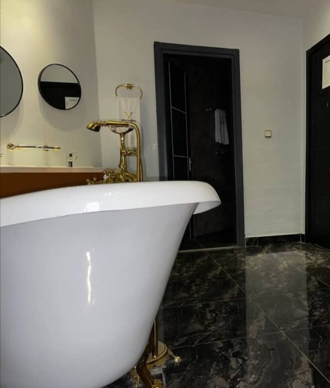 HOTEL VENDOME — photo 3