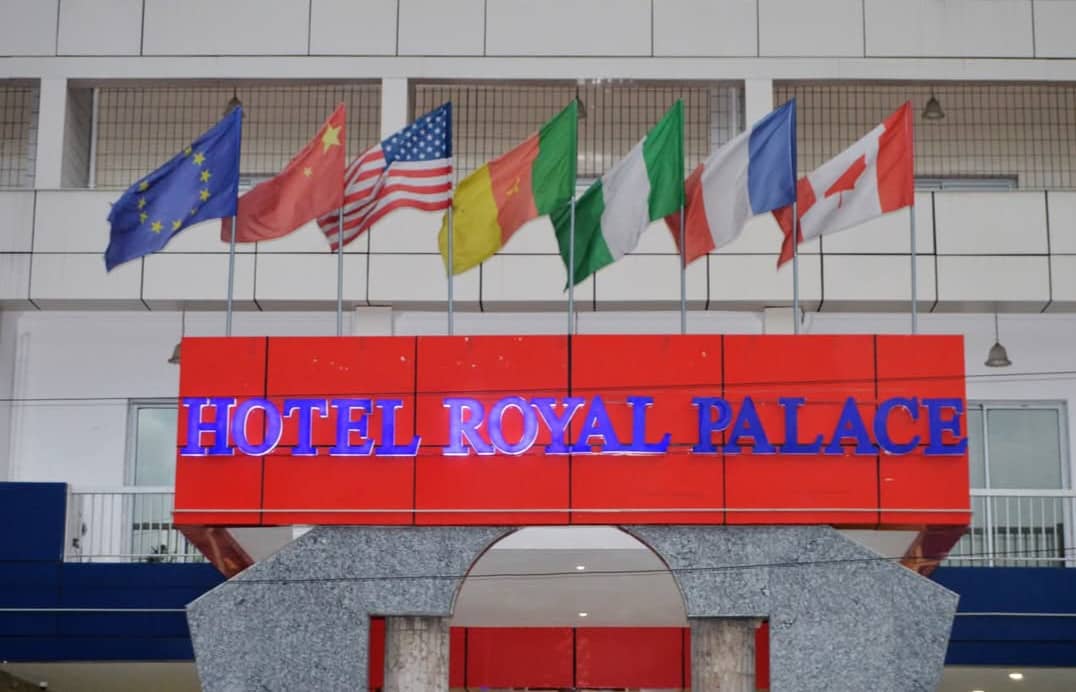 HOTEL ROYAL PALACE  — photo 6