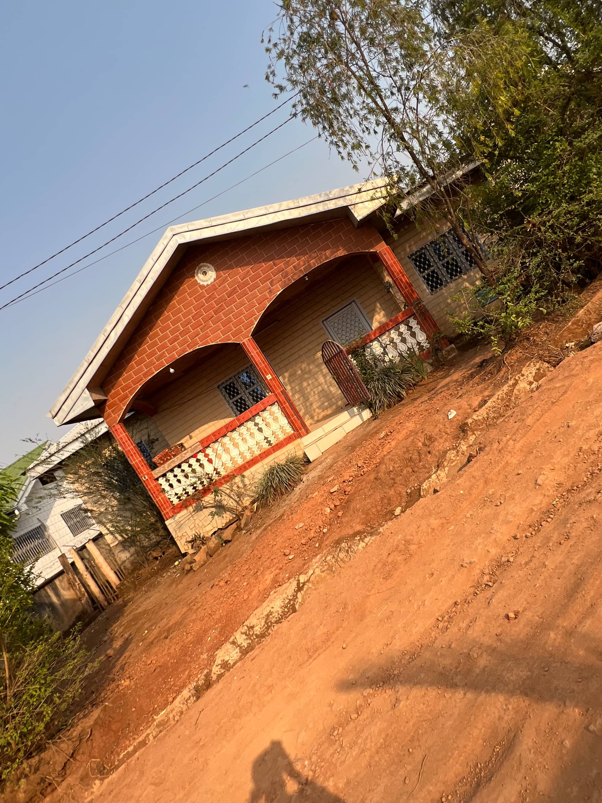 Affordable house for sale at up station  — photo 2