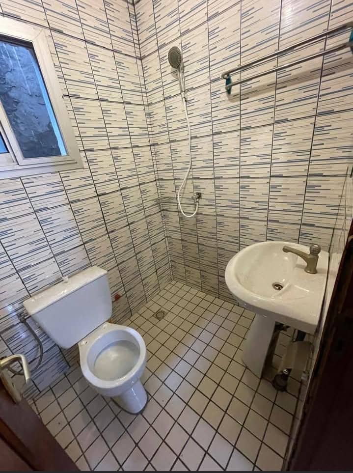studio moderne et propre à louer  — photo 4
