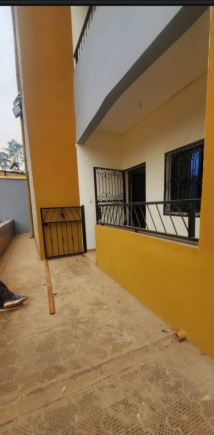 Vaste studio ultra moderne à tsinga  — photo 2