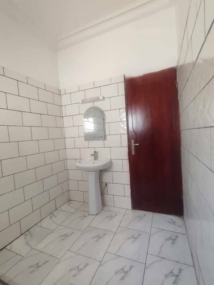 vaste appartements modernes à odza  — photo 7