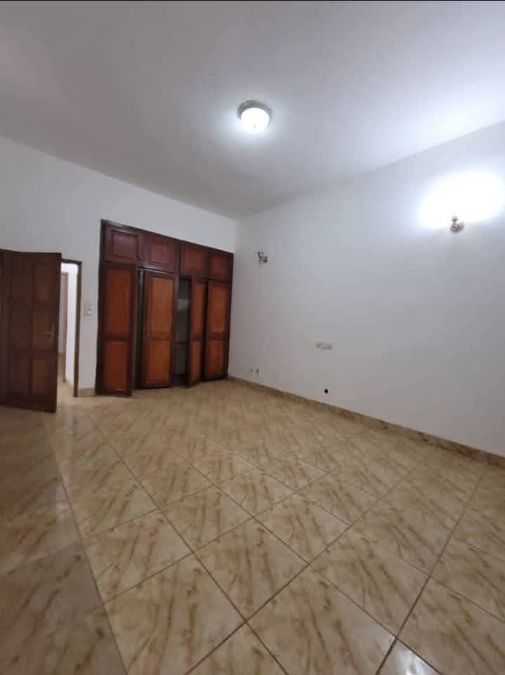 Appartement haute standing à biyem assi  — photo 5