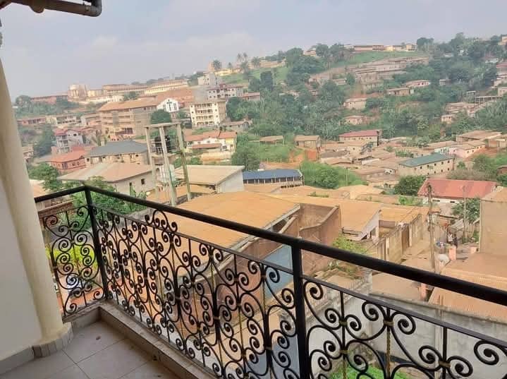 Appartement moderne à Nkolmesseng 