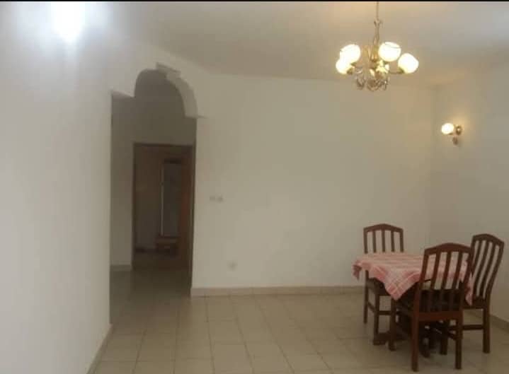Appartement moderne à Nkolmesseng  — photo 7