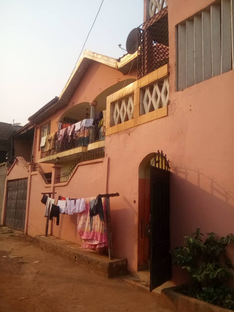 Résidence à vendre Biyem-assi 