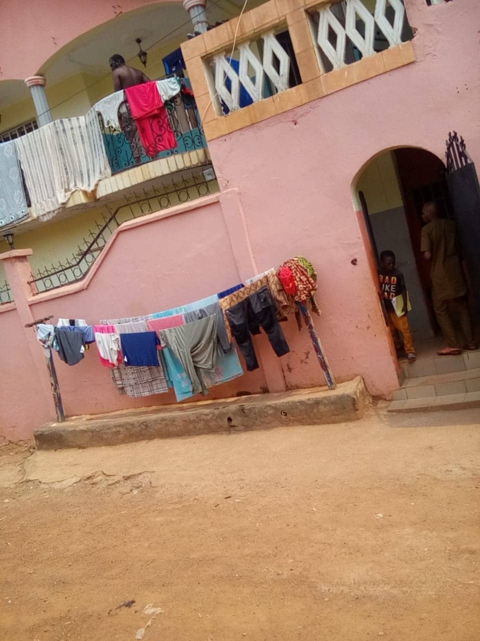 Résidence à vendre Biyem-assi  — photo 2