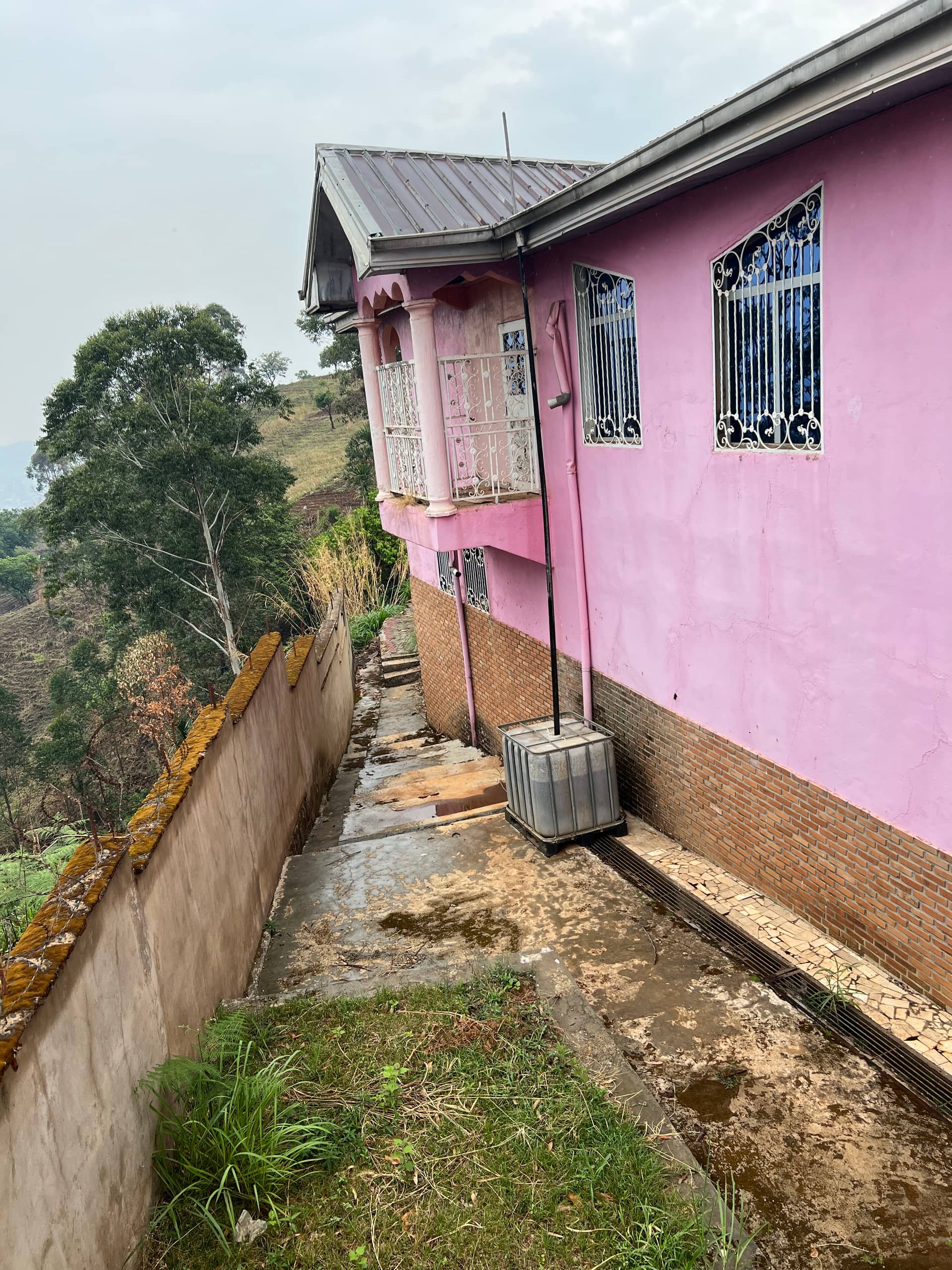 Affordable housing in Bamenda up station  — photo 5