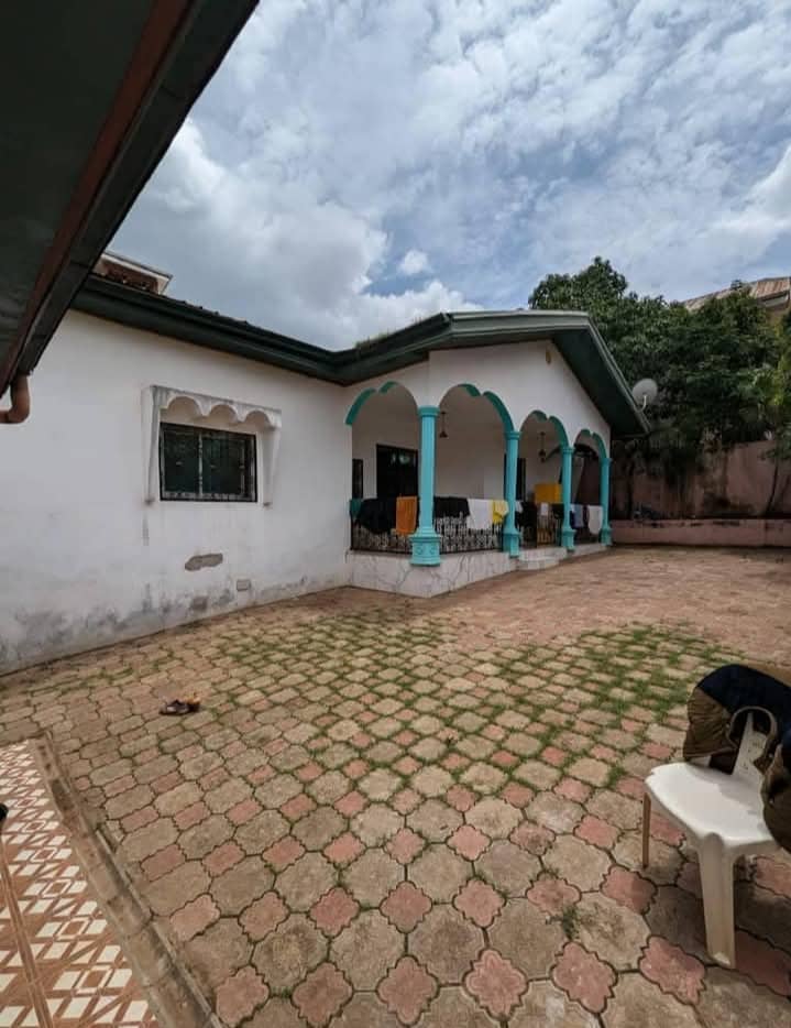 vaste villa moderne 