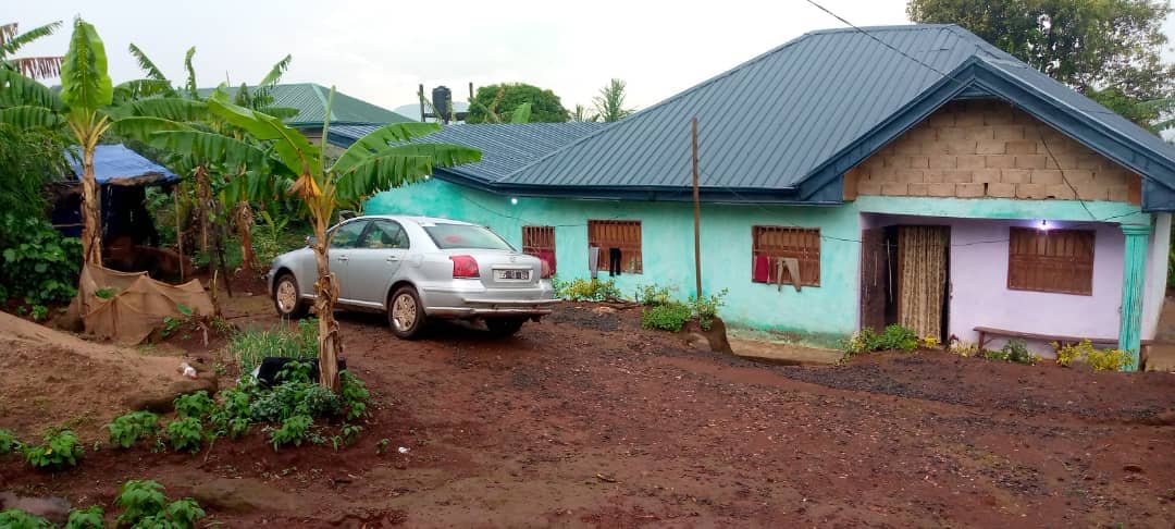 HOUSE FOR SALE 