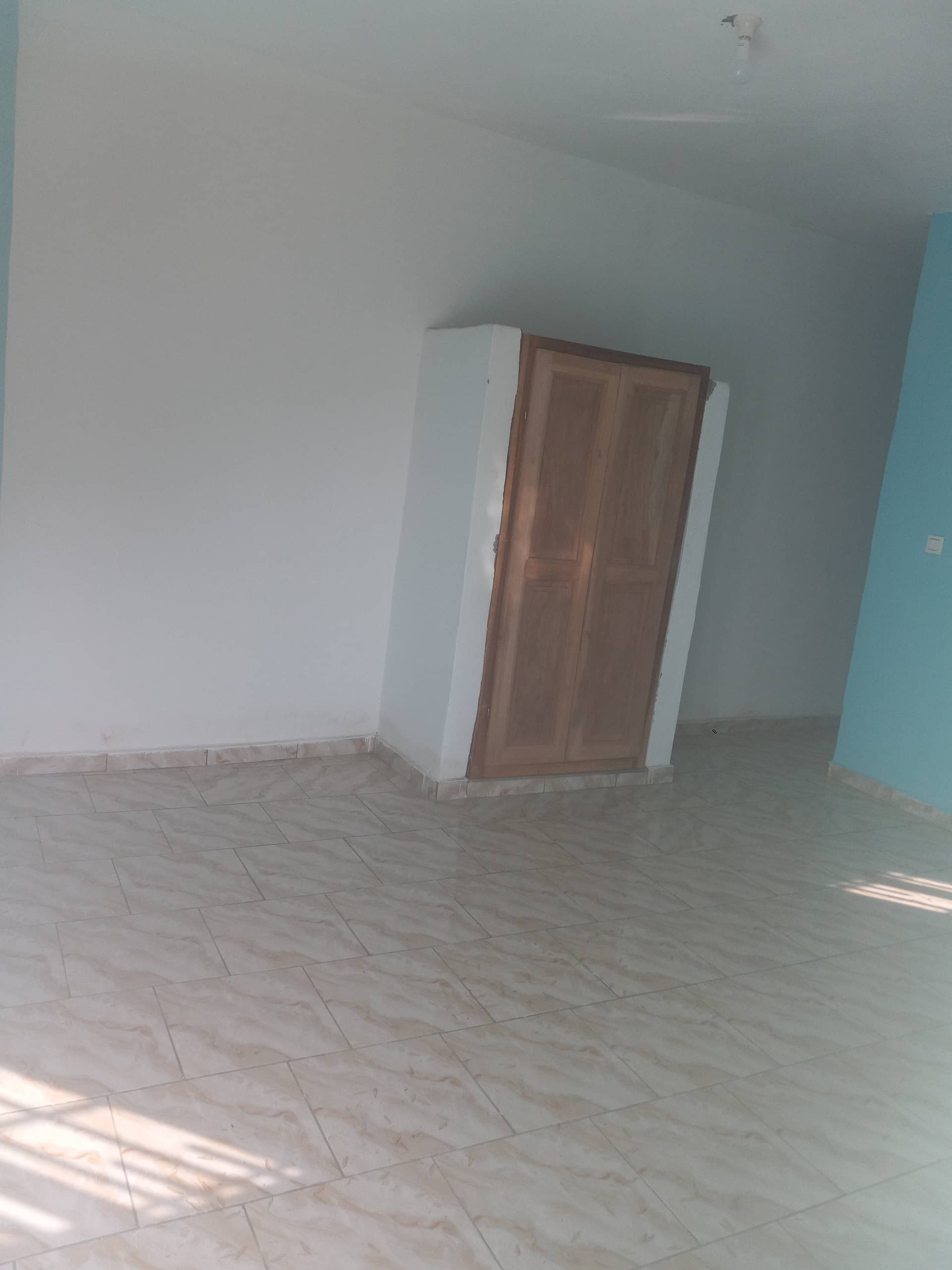 vaste chambre moderne  — photo 4