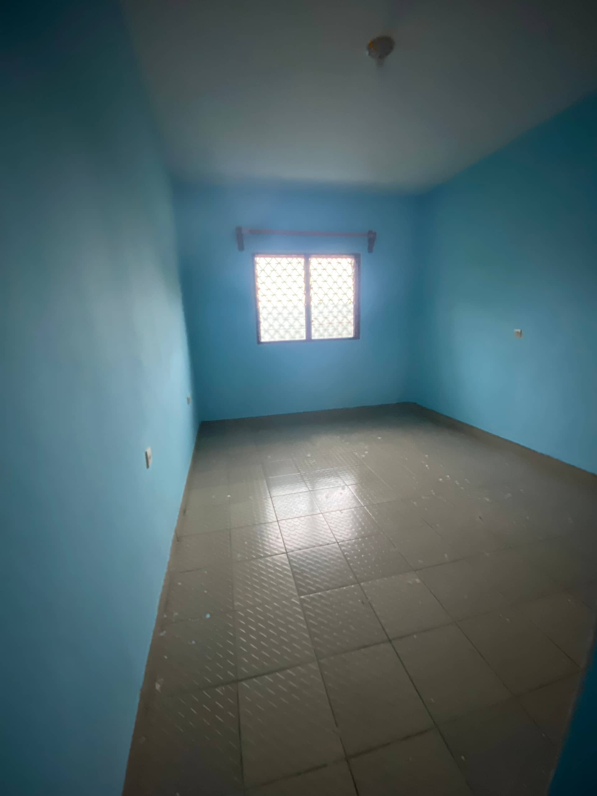 Extra Large 3 Bedrooms at Borstal  — photo 4