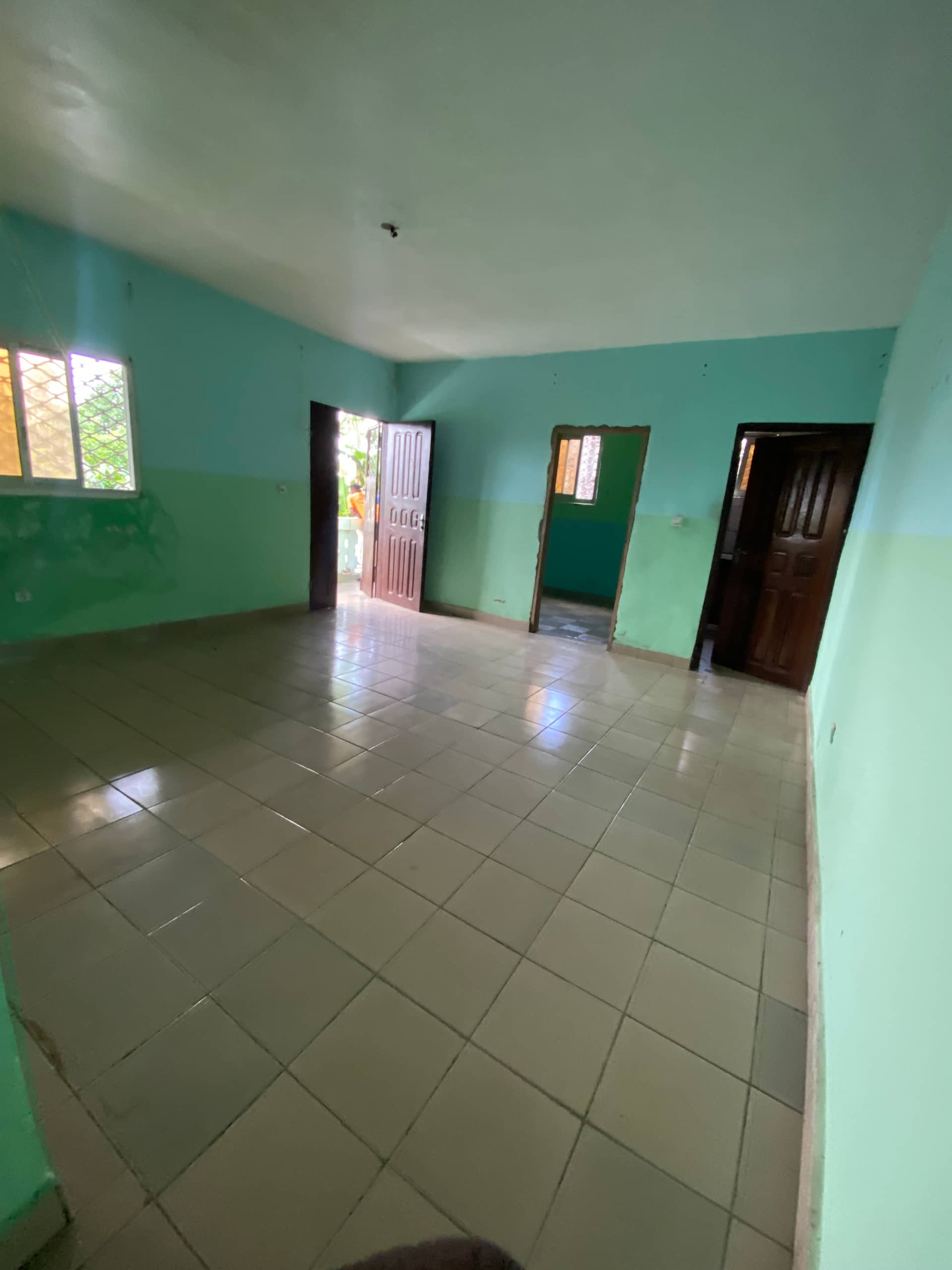 Clean 3 Bedrooms Apartment around mountain hotel buea — photo 3
