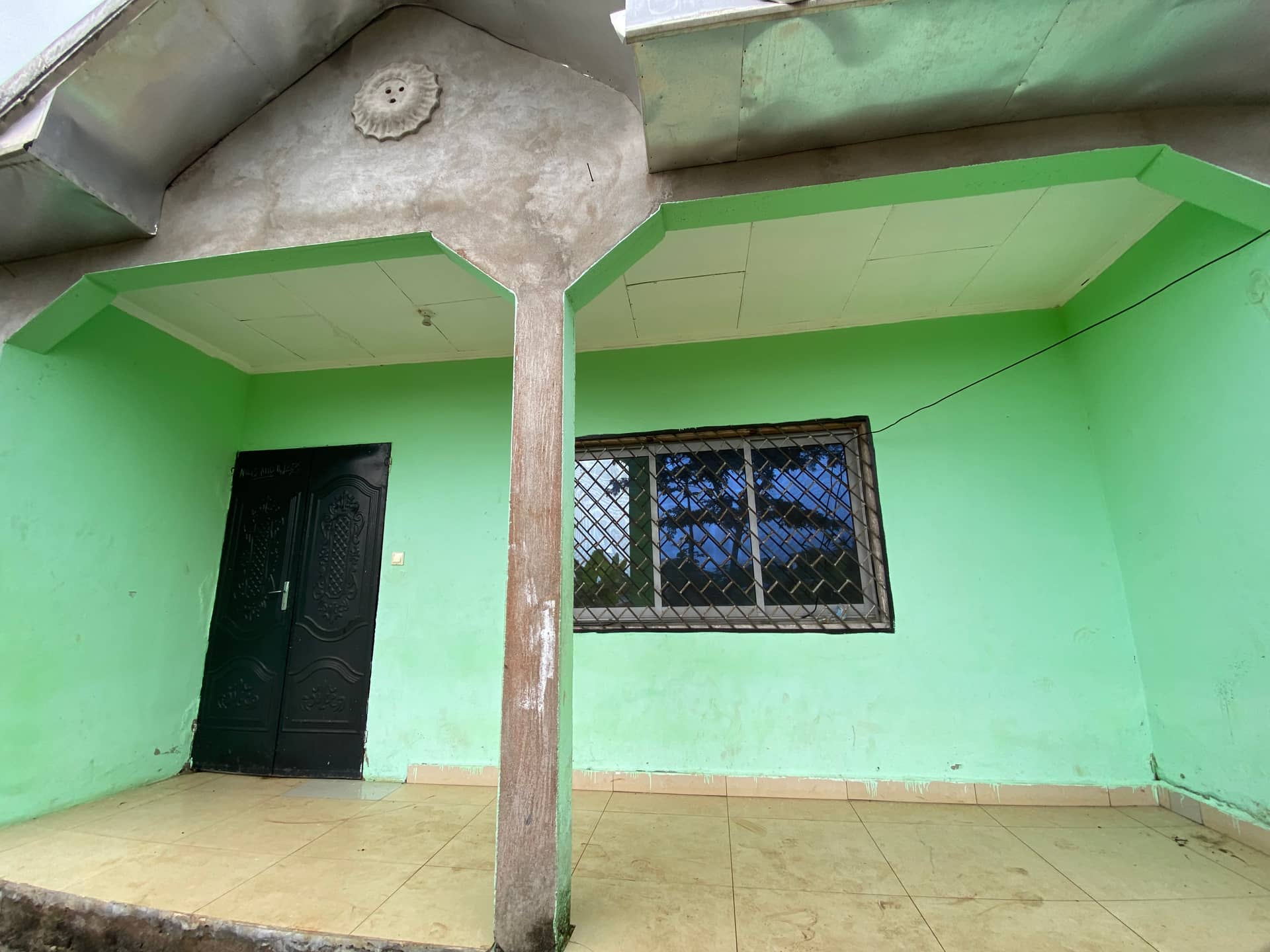 Spacious 4 Bedroom Apartment at Sandpit  — photo 2