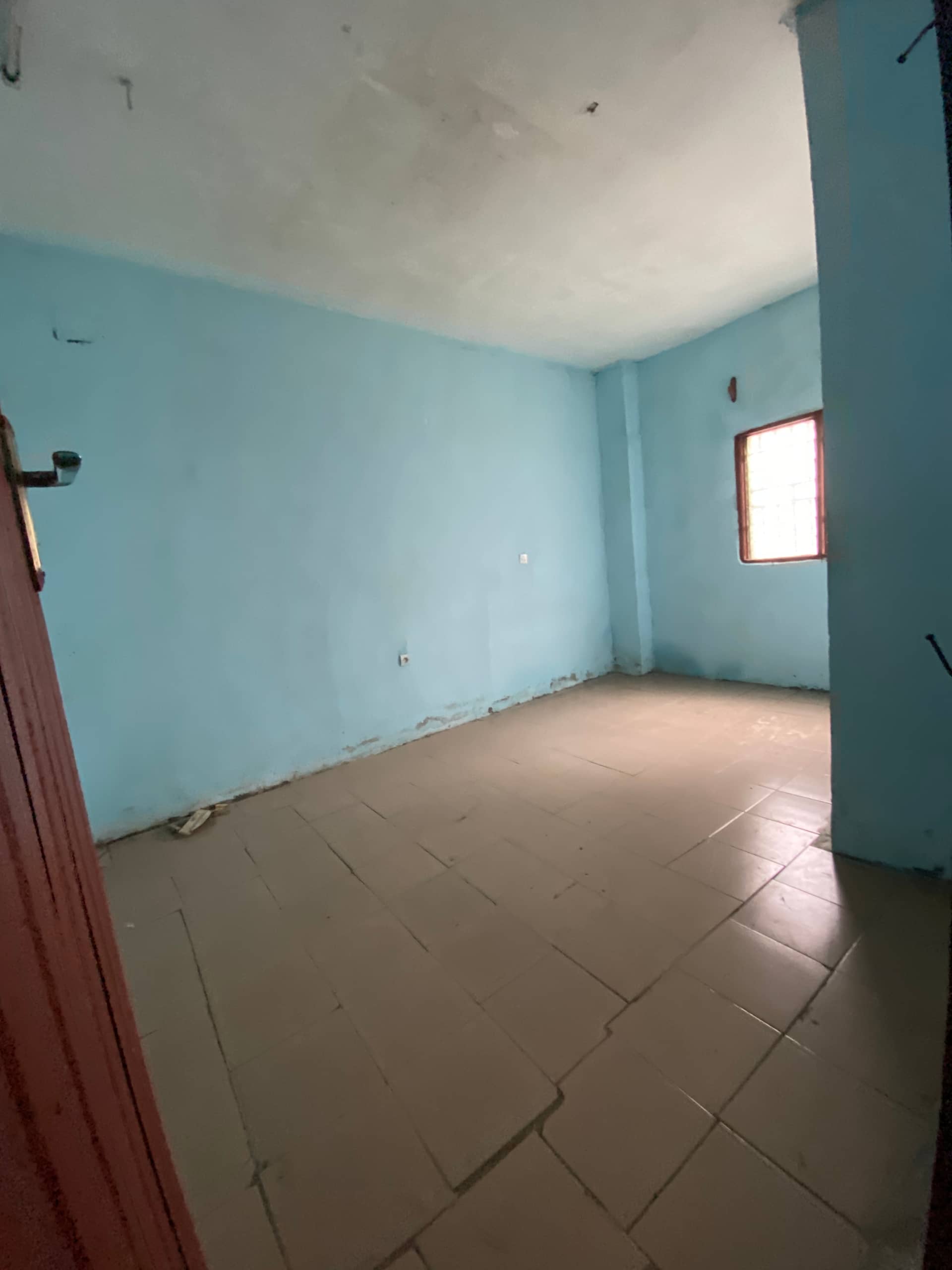 2 Bedroom Apartment at Sandpit  — photo 4