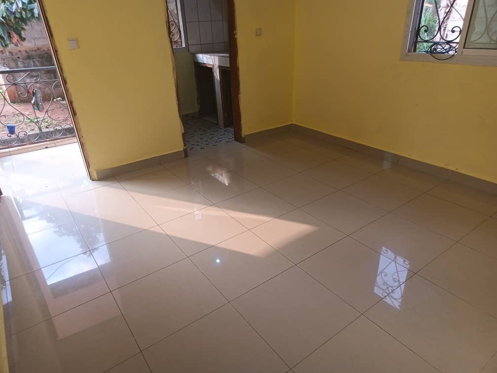 Modern studio available,lycee Emana  — photo 4