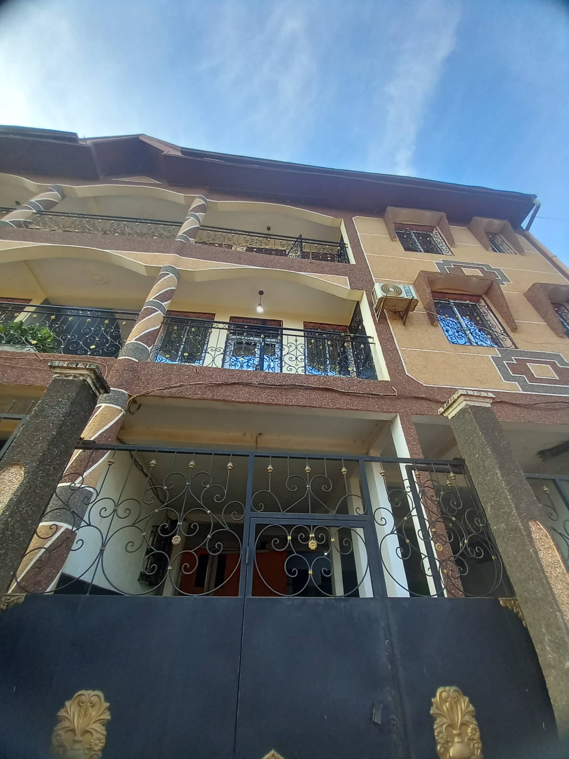 Appartement meublé ngousso 