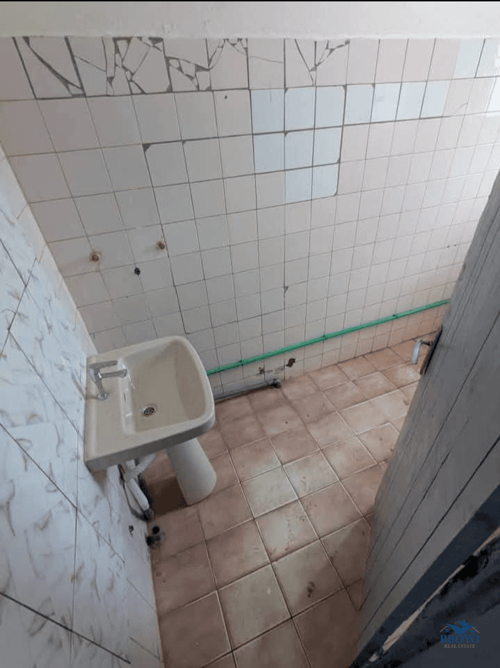 villa moderne à Emonbo  — photo 7