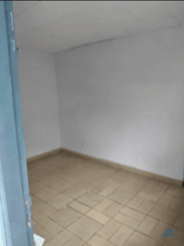 Appartement simple à Ngousso  — photo 7