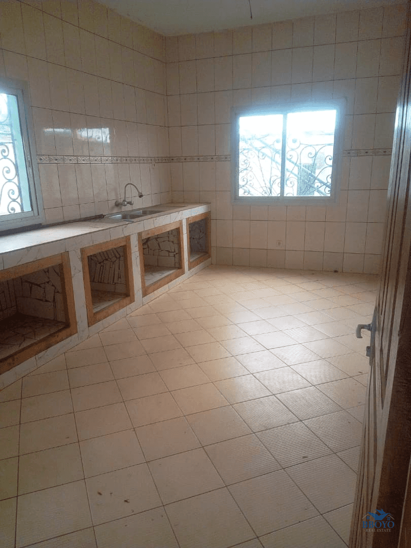 Hill top home — photo 7