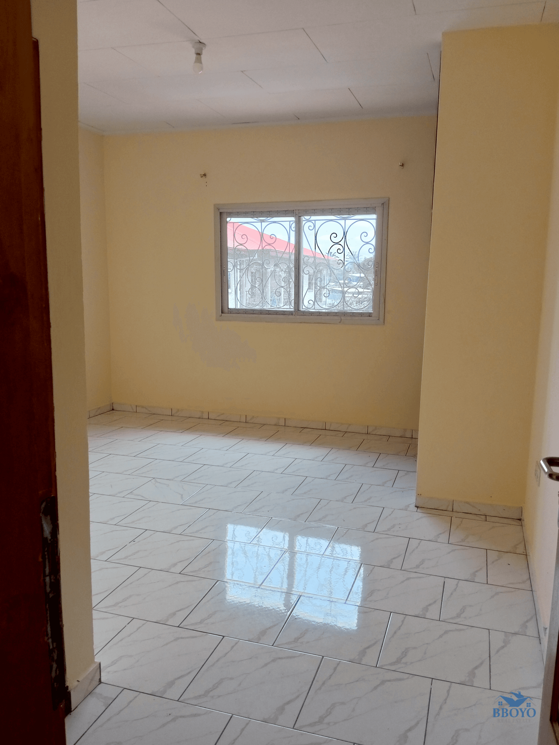 Appartement moyen standing  — photo 7