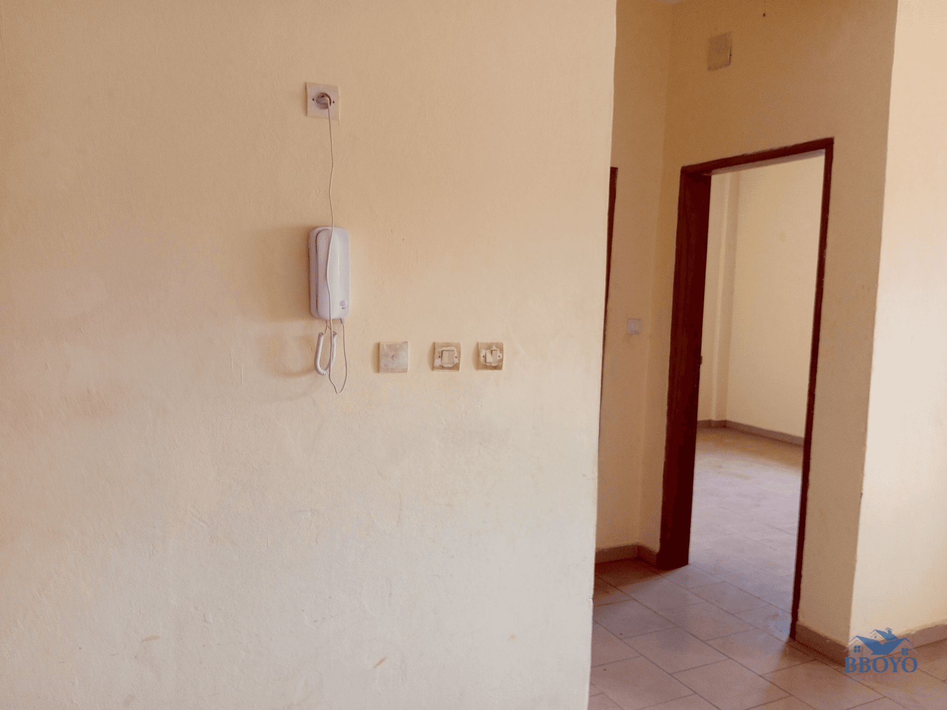 Appartement moyen standing  — photo 6