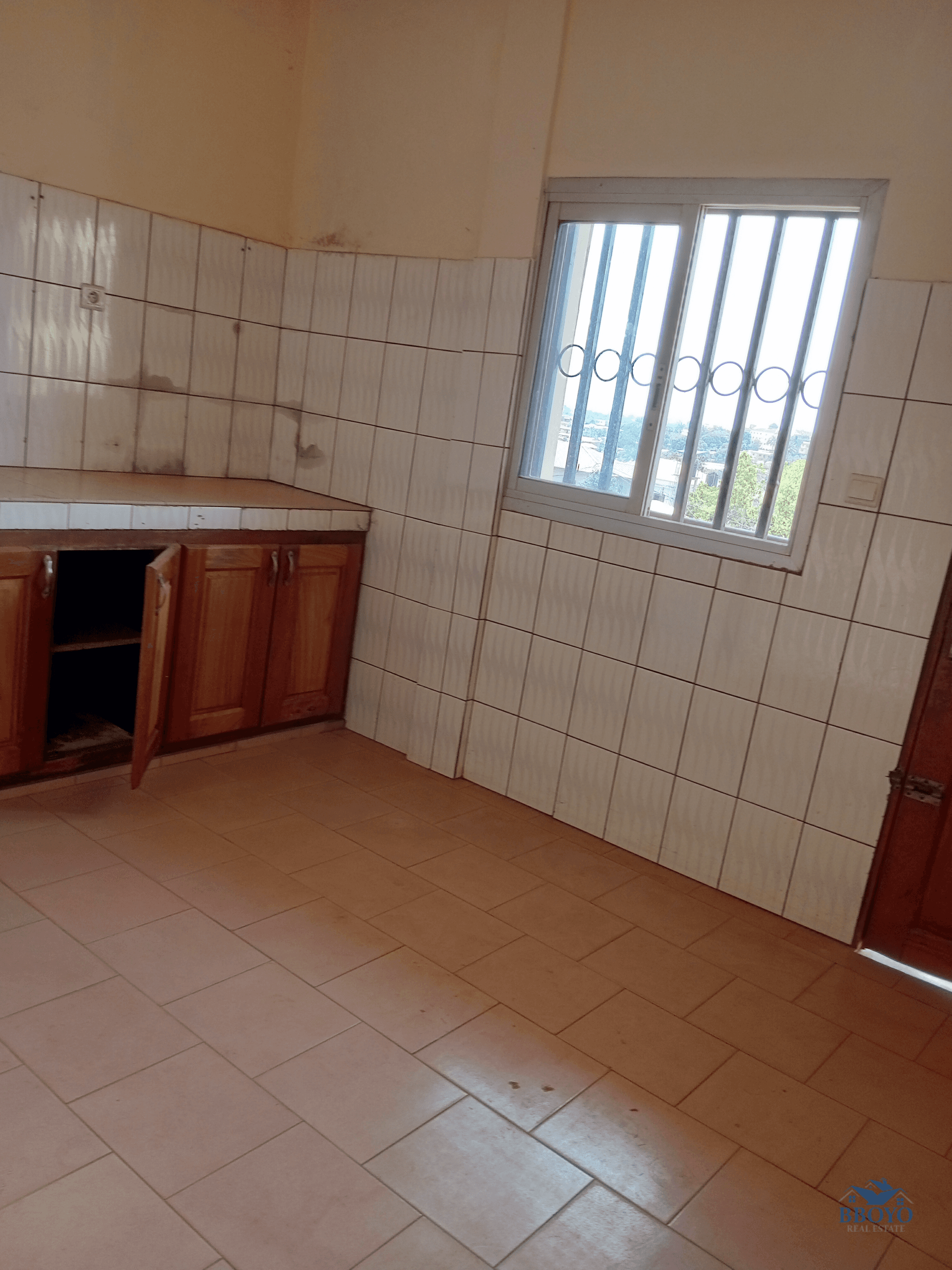 Appartement moyen standing  — photo 5