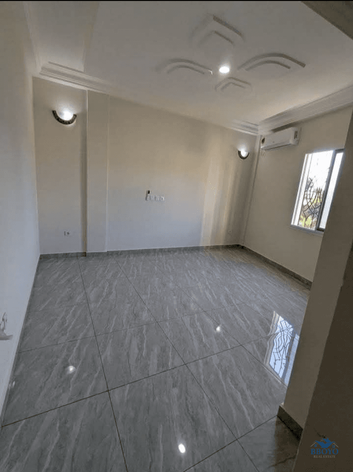 vaste appartement moderne Fougerolles  — photo 6