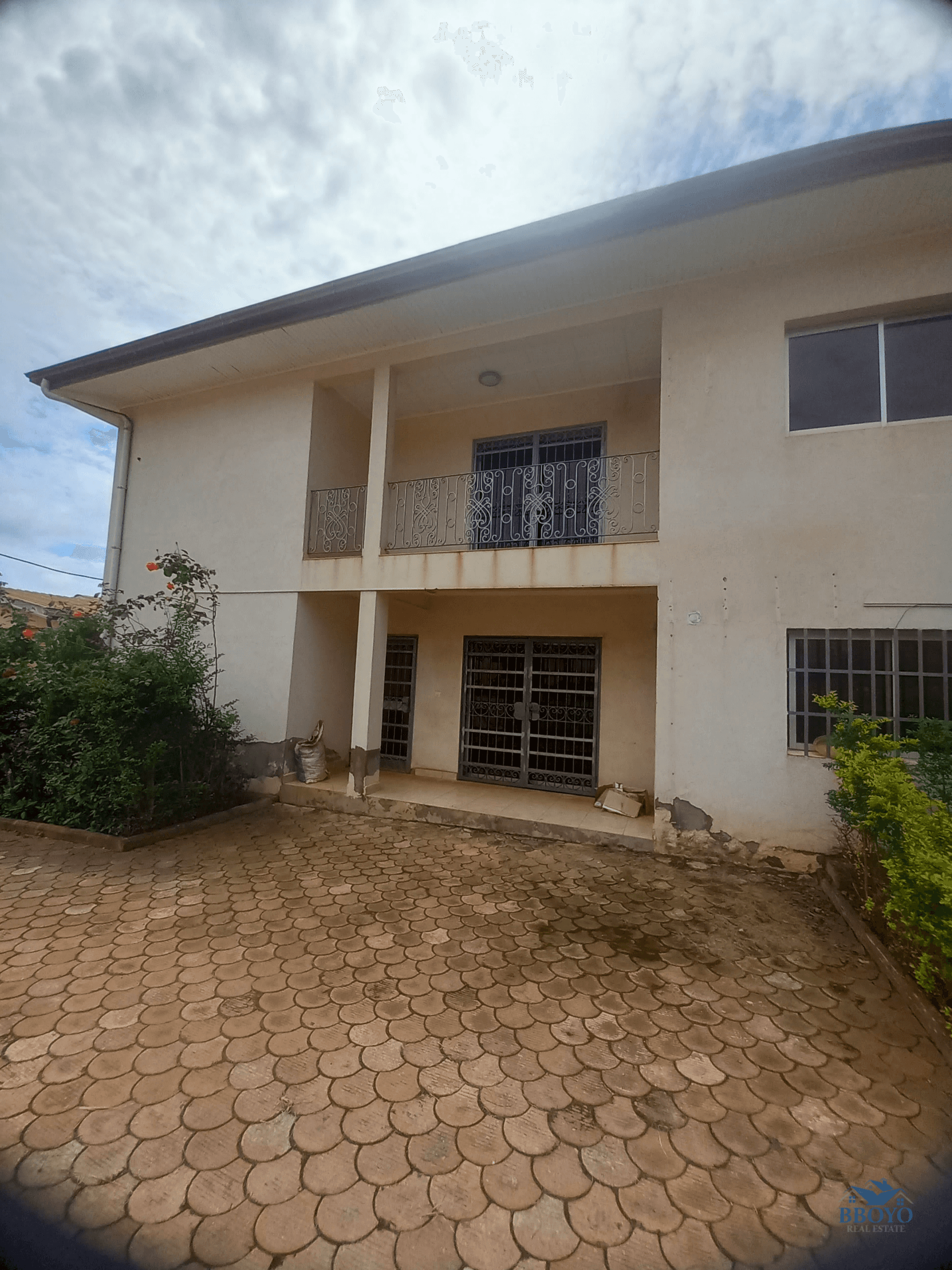 Appartement moderne ngousso 