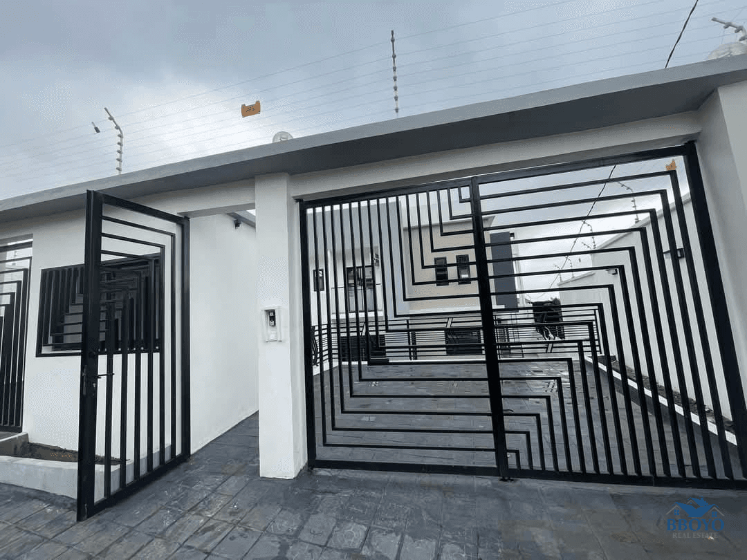 Savant House for Sell