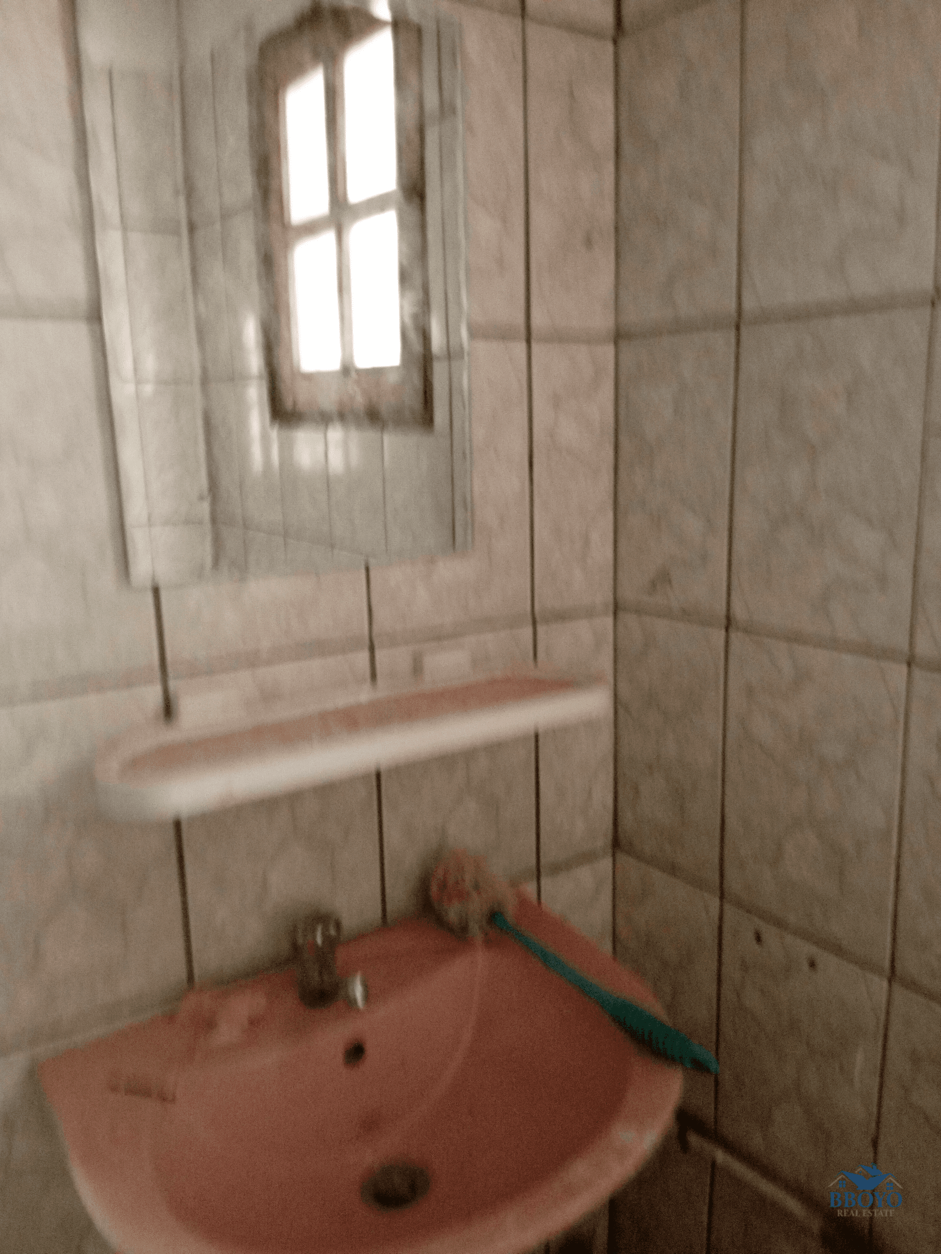 Appartement moderne à louer à Nkolmekok  — photo 7