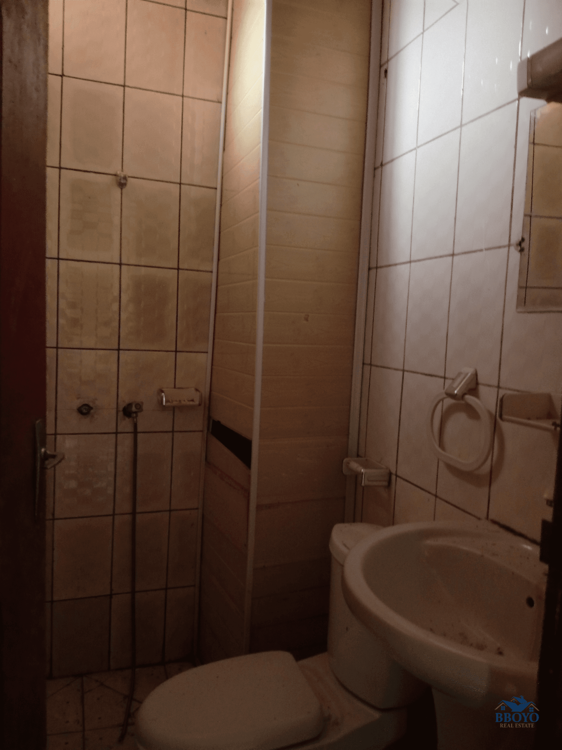 Appartement moderne à louer à Nkolmekok  — photo 2