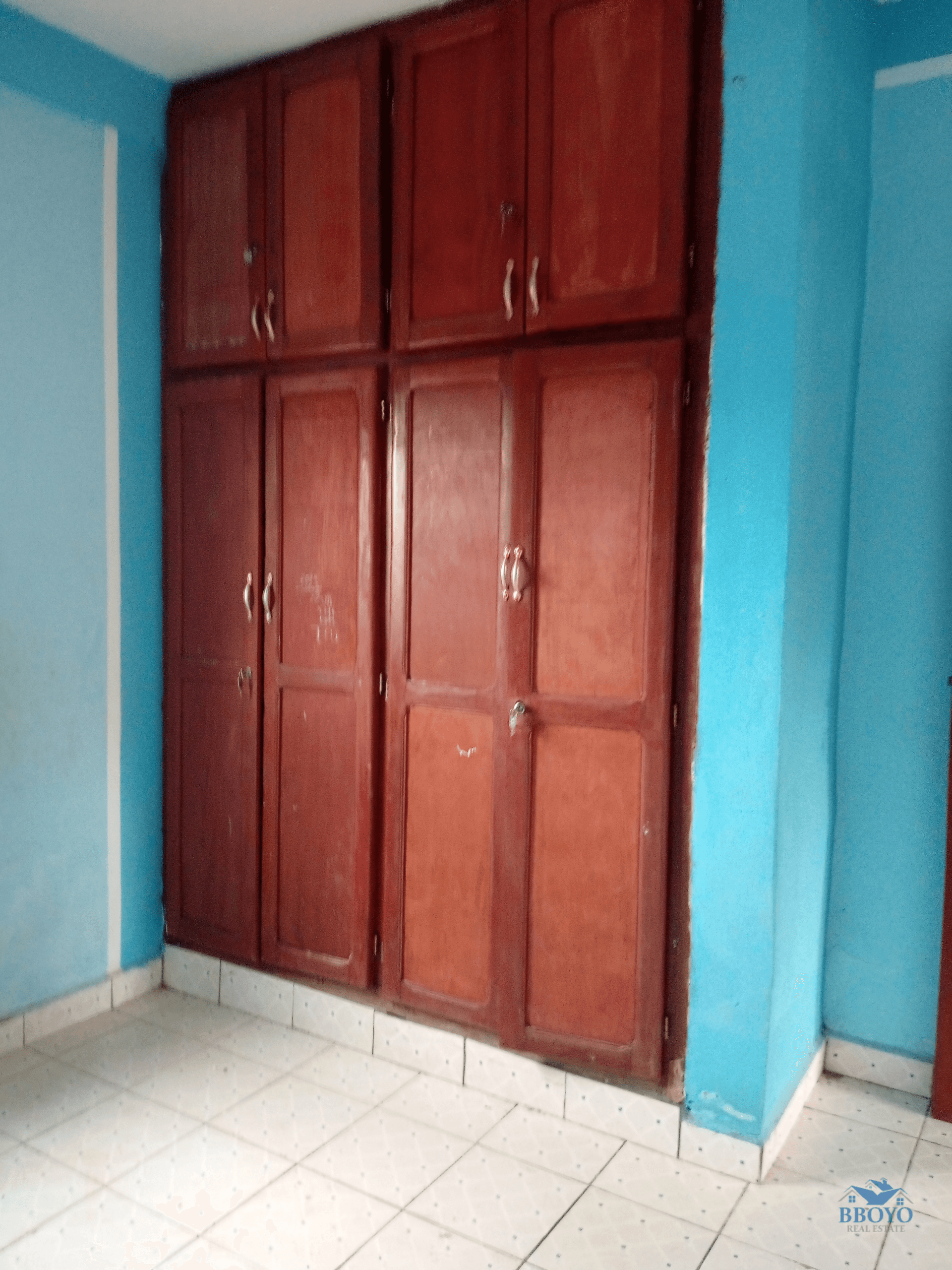 Appartement moderne à louer à Nkolmekok  — photo 3
