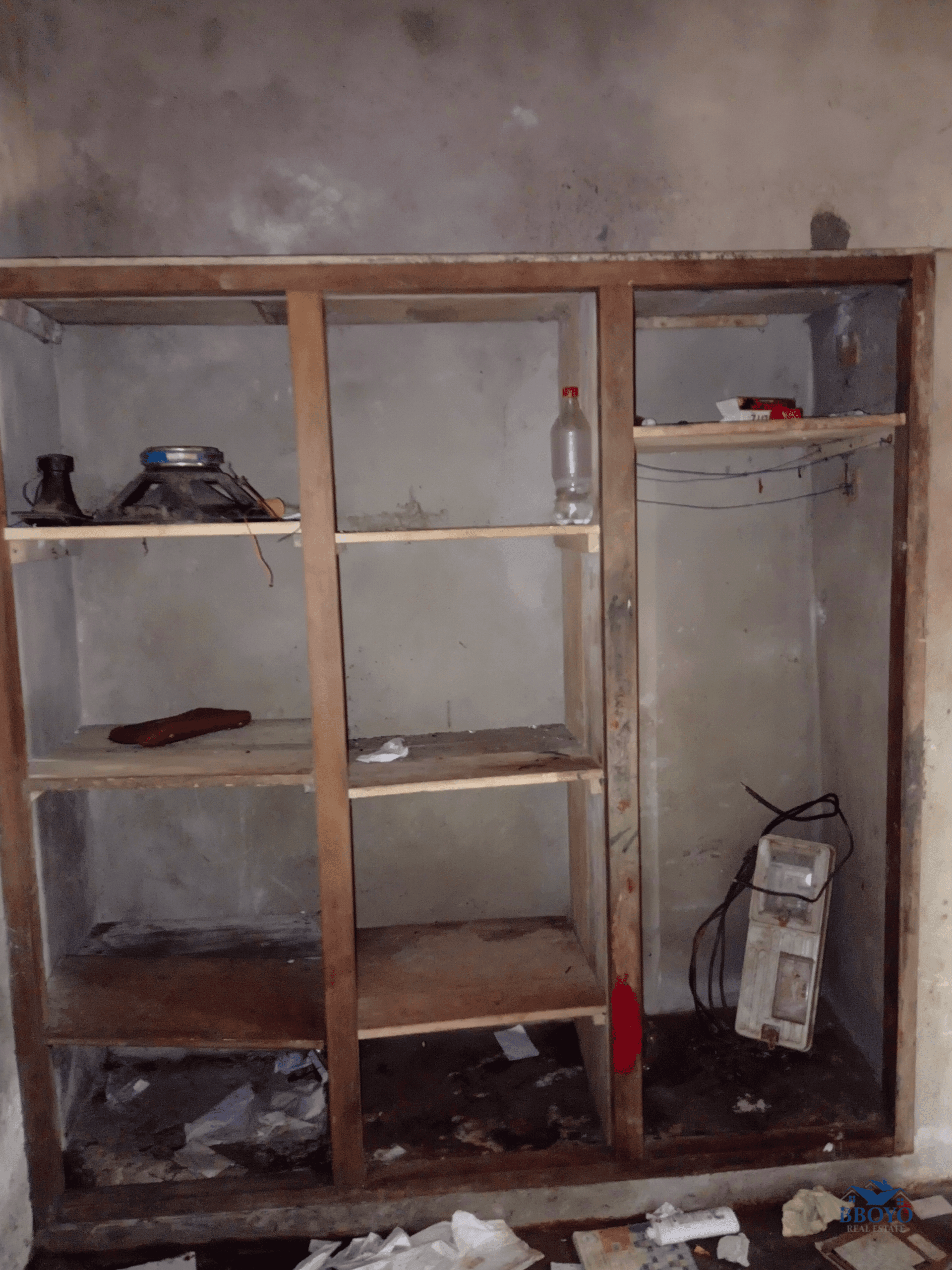 Studio moderne à louer au carrefour Nkolmekok  — photo 6