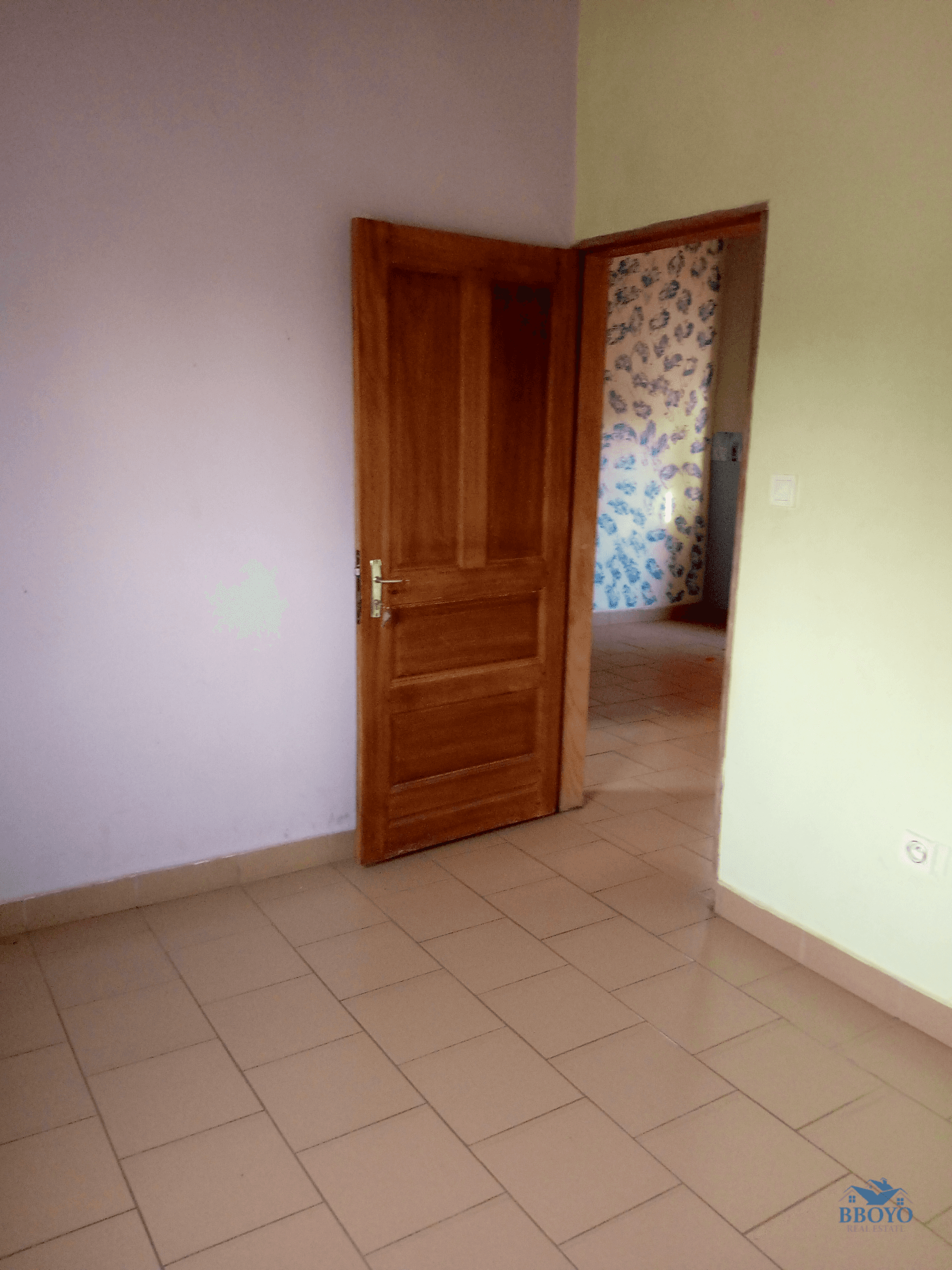 Appartement moderne à louer à EYEBE  — photo 2
