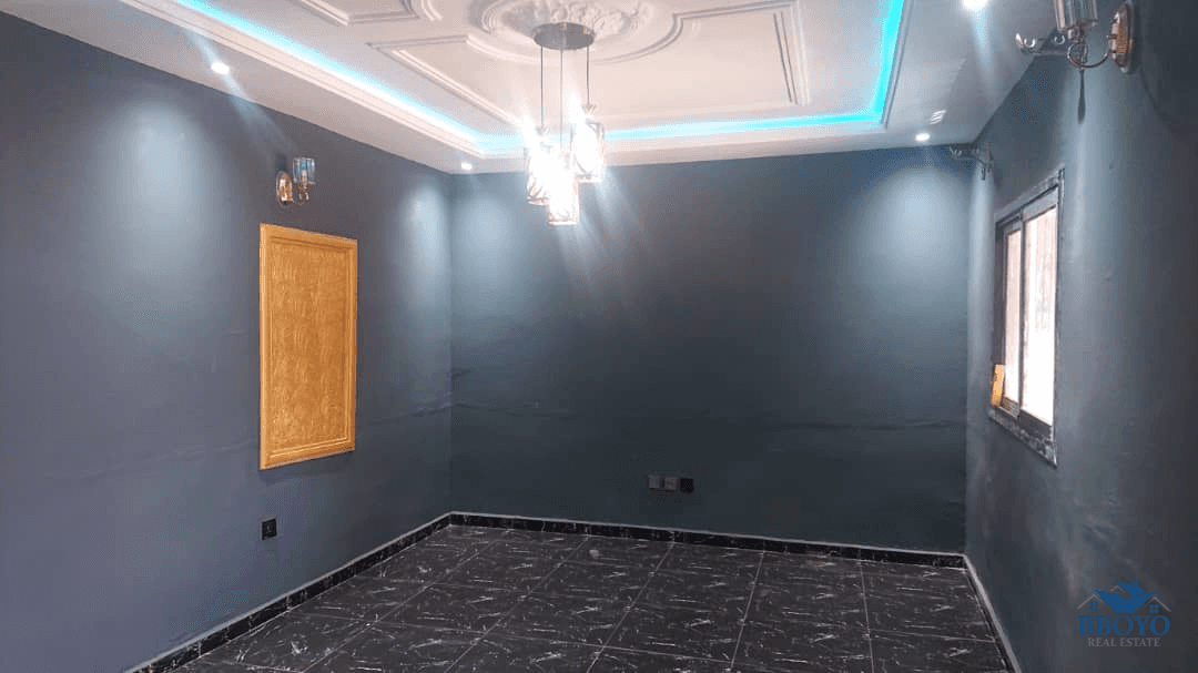 Mba's Storey Building  — photo 4